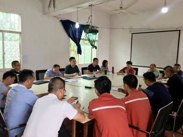 公司總經(jīng)理袁斌率內(nèi)審小組到豐都龍興壩項目開展管理體系審核工作 