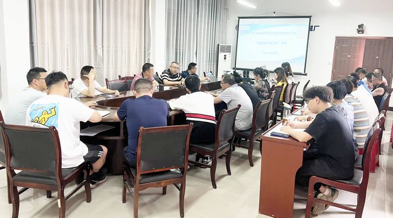 水發(fā)建設能手面對面——講日常安全生產、隱患排查