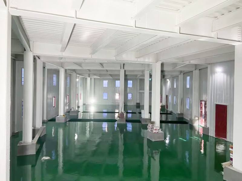 建設(shè)公司移交德格縣包裝飲用水幫扶項(xiàng)目場地并持續(xù)開展下步工作